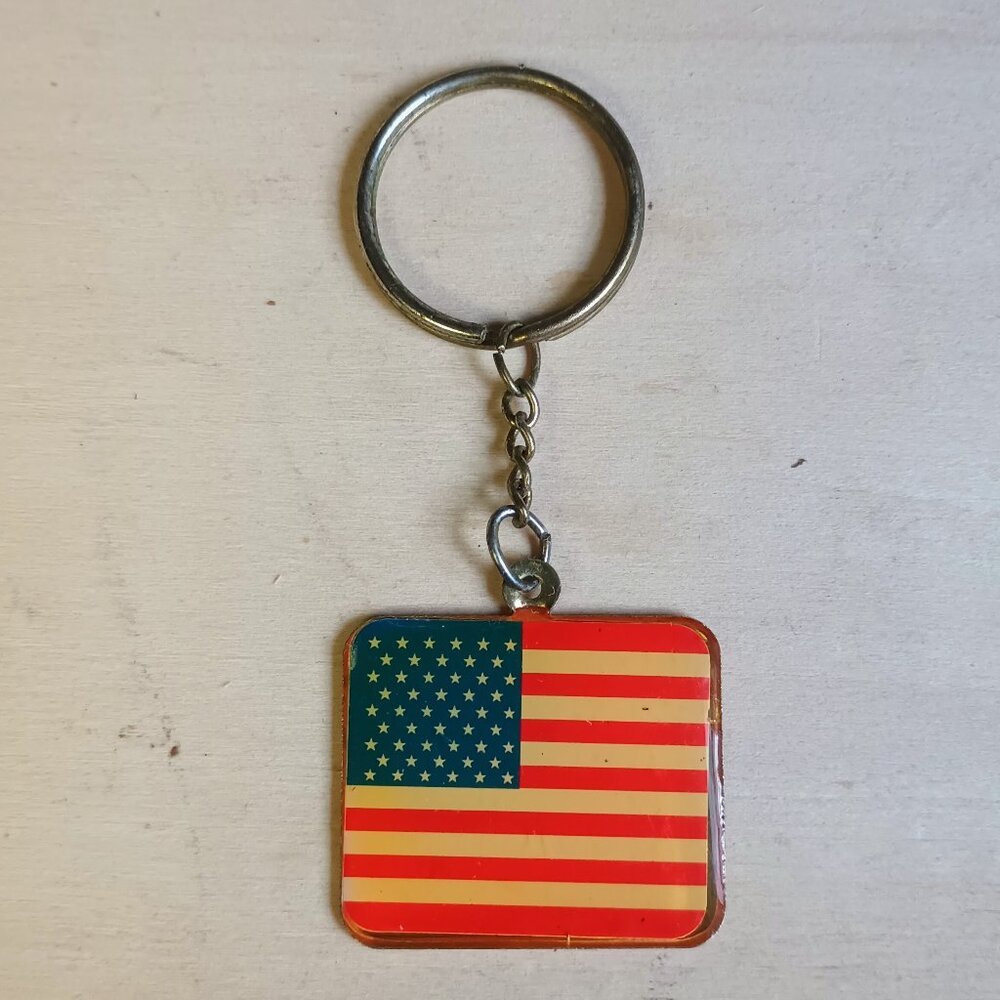 Vintage Veterans of Foreign Wars Flag VFW Keychain